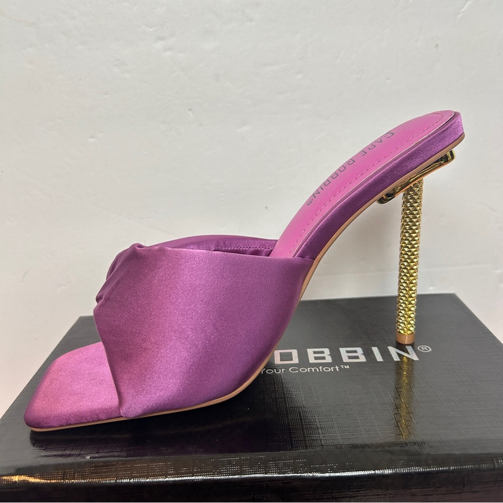 Cape Robbin Quin Square Toe High Heel Mules in Pink Satin NIB - Picture 3 of 7